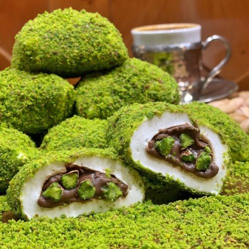 Antep-Bündel mit Pistazien außen und Schokoladenfüllung innen 500 gr