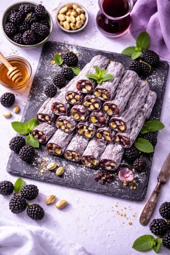 Karadut özlü antepfıstıklı fitil lokum 1 kg